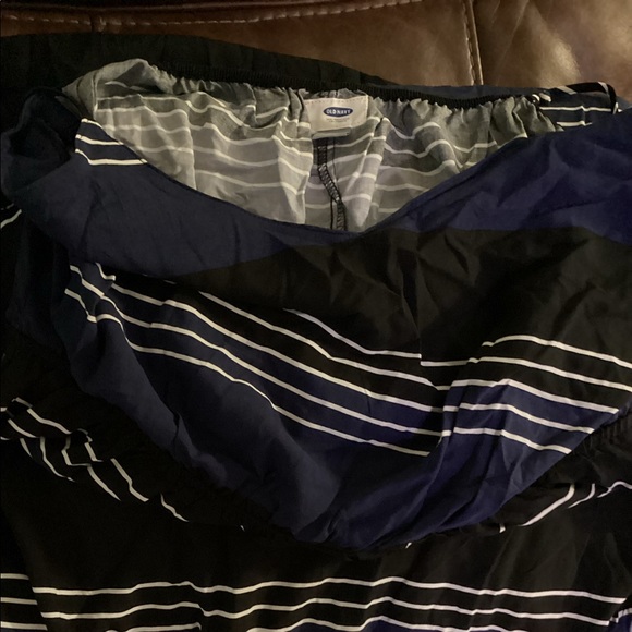 Old navy maxi dress - Picture 5 of 7